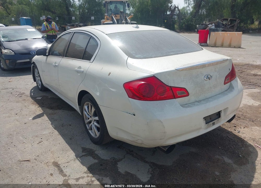 2007 INFINITI G35X VIN: JNKBV61F47M807199