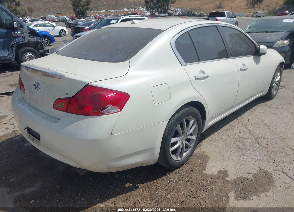 2007 INFINITI G35X VIN: JNKBV61F47M807199