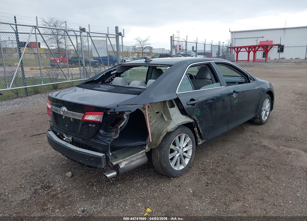 2014 TOYOTA CAMRY XLE V6 VIN: 4T1BK1FK0EU546262