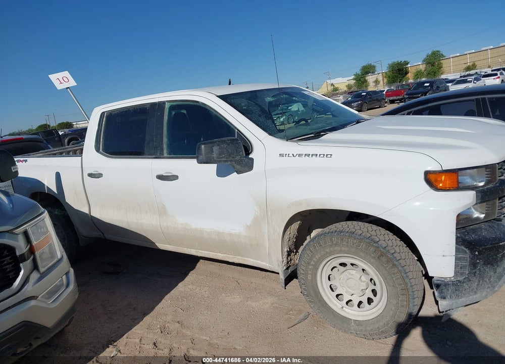2021 CHEVROLET SILVERADO 1500 4WD  SHORT BED WT VIN: 3GCUYAEF2MG359607