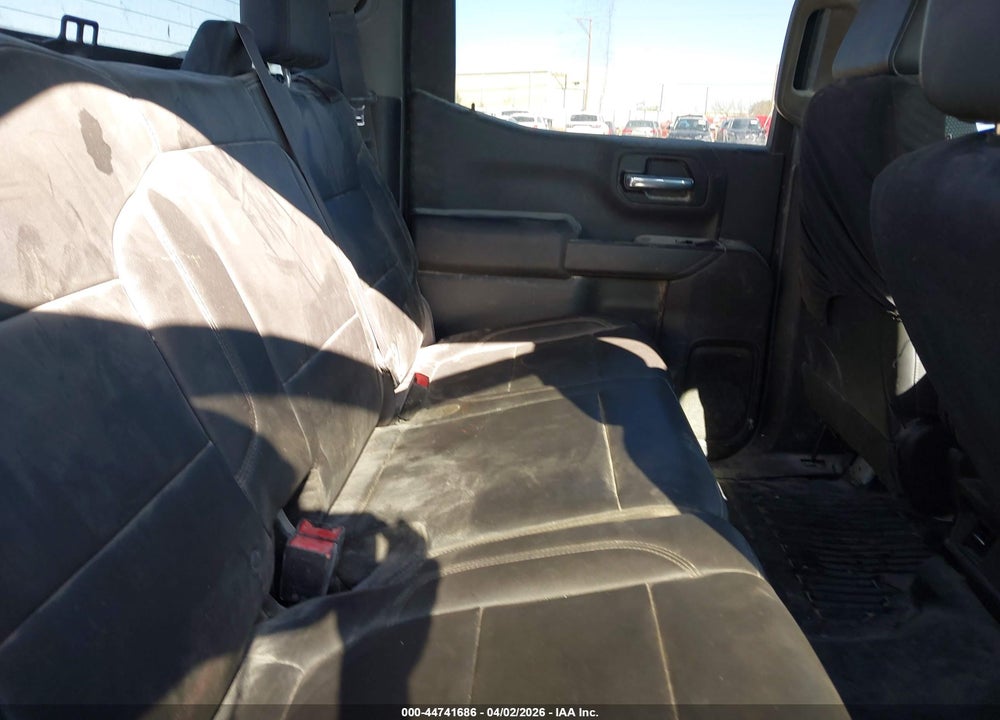 2021 CHEVROLET SILVERADO 1500 4WD  SHORT BED WT VIN: 3GCUYAEF2MG359607