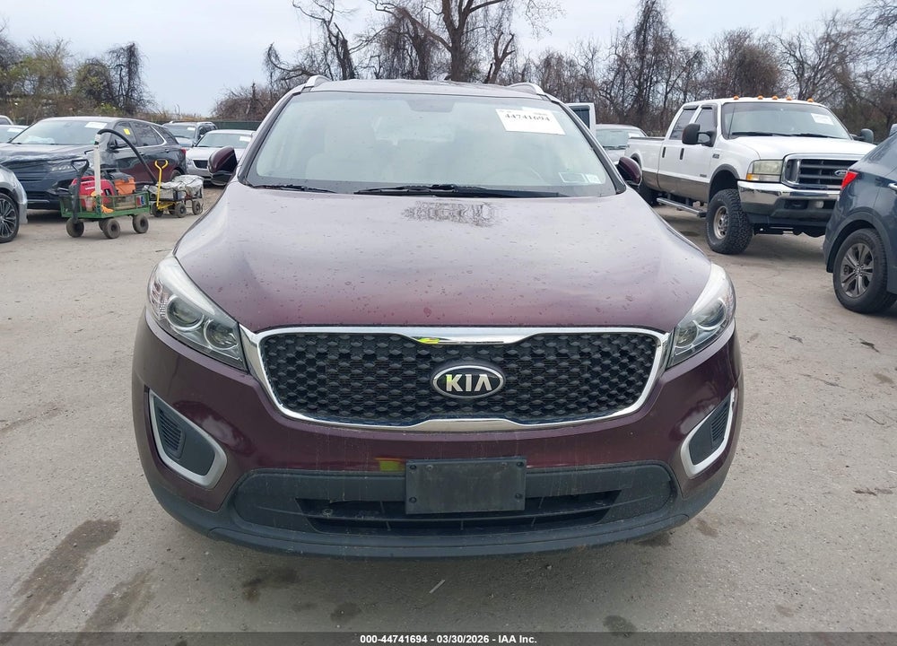 2017 KIA SORENTO 3.3L LX VIN: 5XYPGDA58HG235456