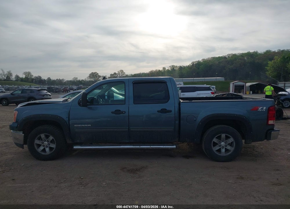 2011 GMC SIERRA 1500 SLE VIN: 3GTP2VE31BG160797