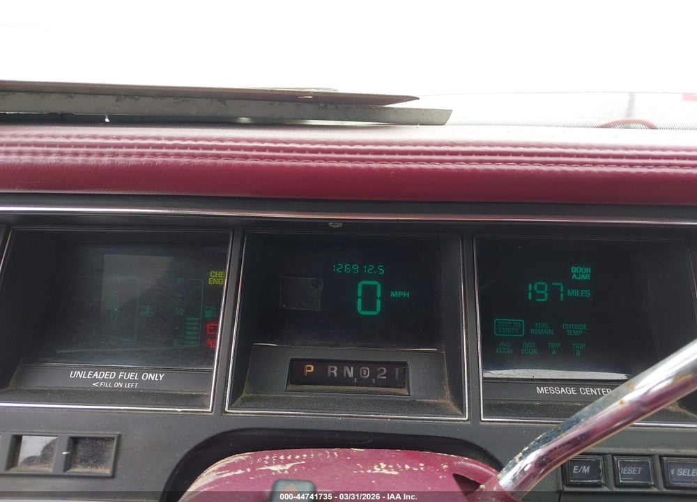 1993 LINCOLN TOWN CAR EXECUTIVE VIN: 1LNLM81W7PY740641