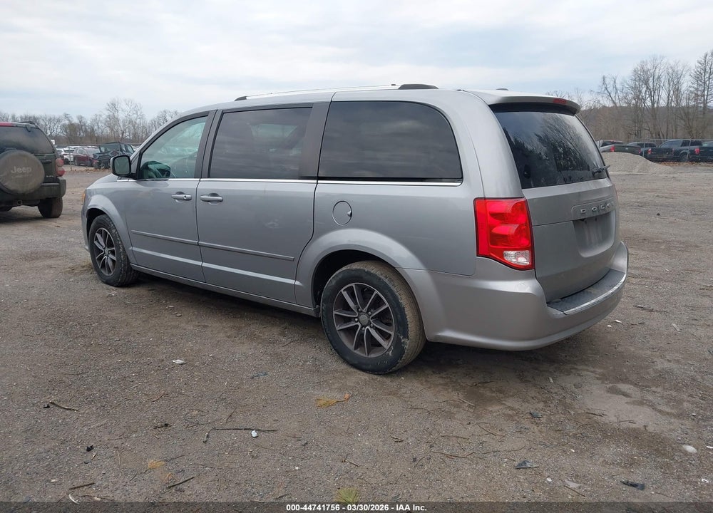 2017 DODGE GRAND CARAVAN SXT VIN: 2C4RDGCG0HR845333