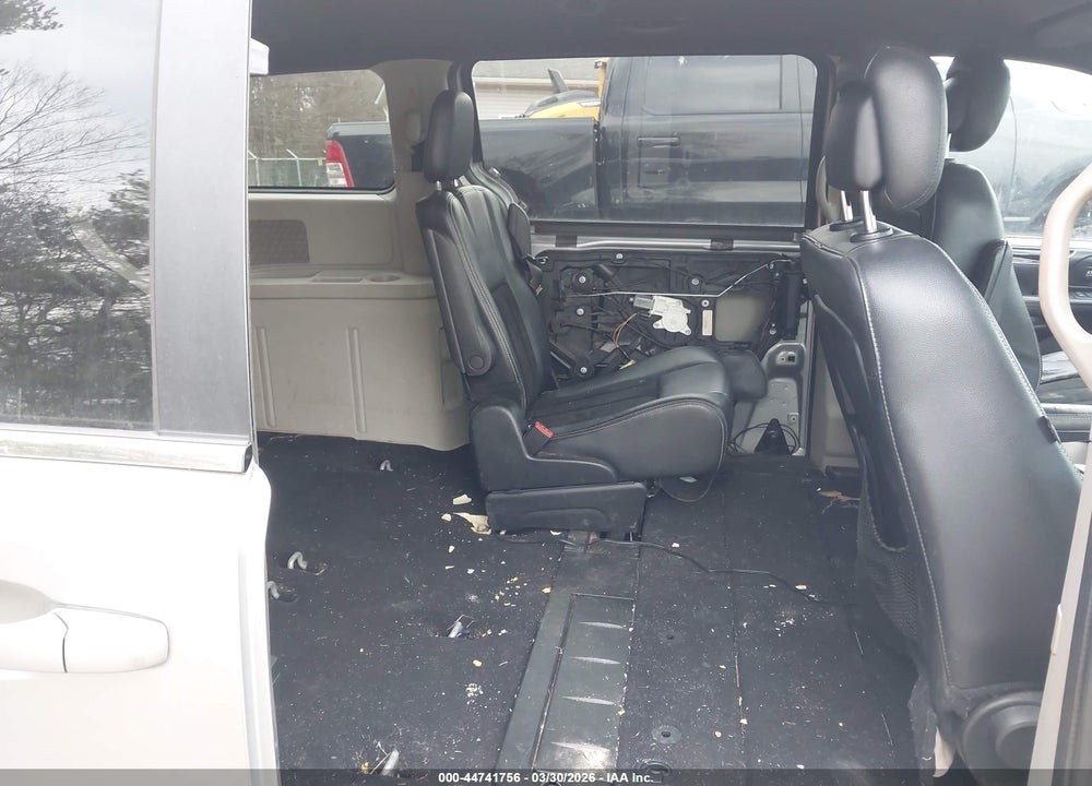 2017 DODGE GRAND CARAVAN SXT VIN: 2C4RDGCG0HR845333
