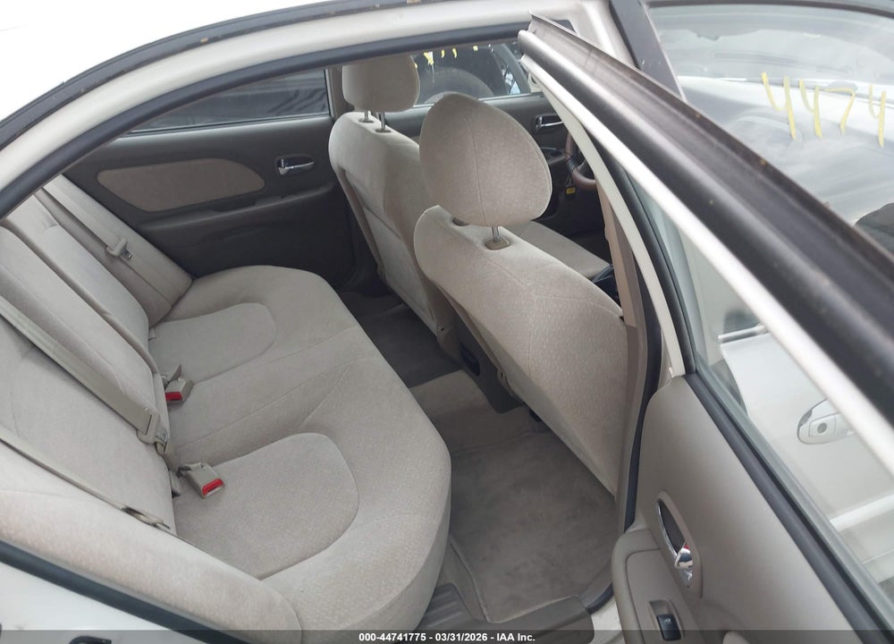 2004 HYUNDAI SONATA VIN: KMHWF25S54A974289