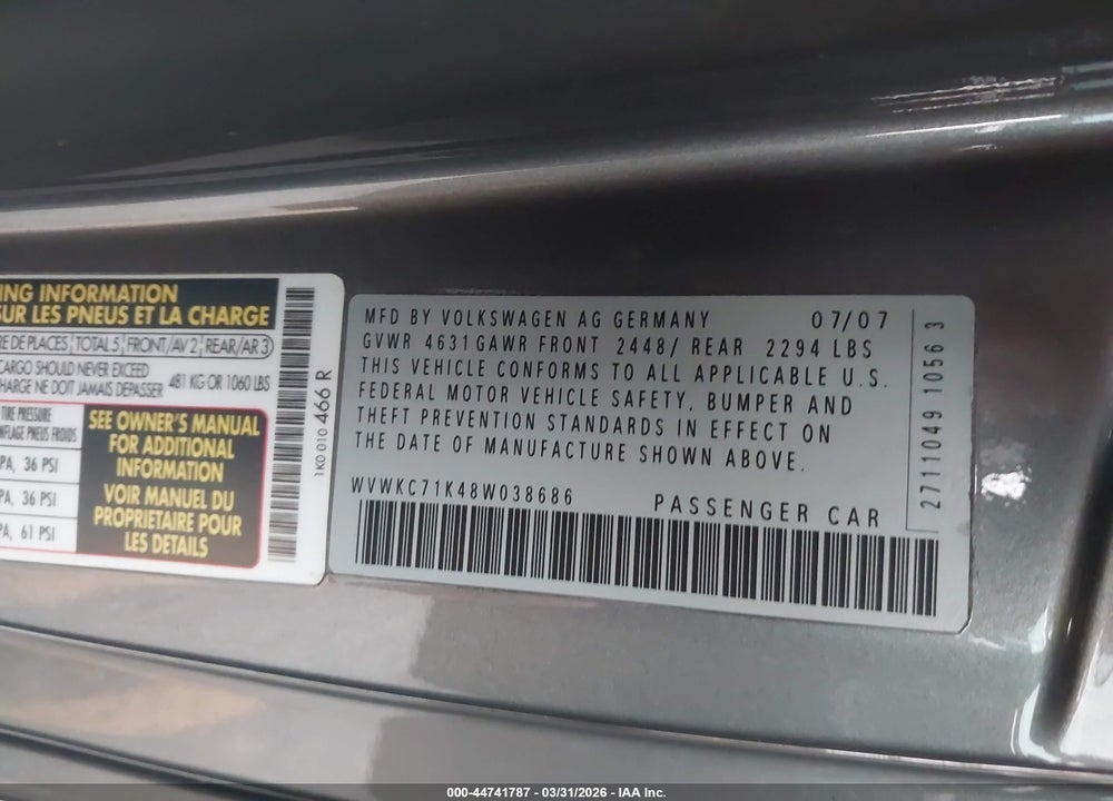 2008 VOLKSWAGEN R32 VIN: WVWKC71K48W038686