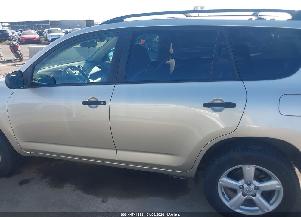 2008 TOYOTA RAV4 VIN: JTMBD33V685211644