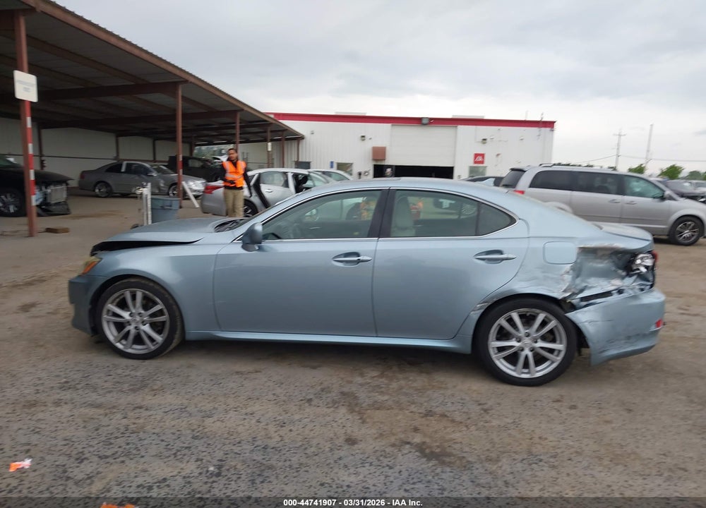 2007 LEXUS IS 250 VIN: JTHBK262975045571