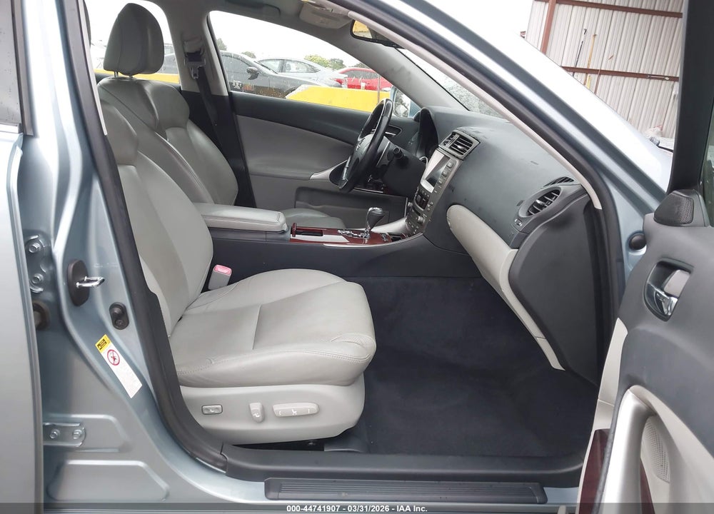 2007 LEXUS IS 250 VIN: JTHBK262975045571
