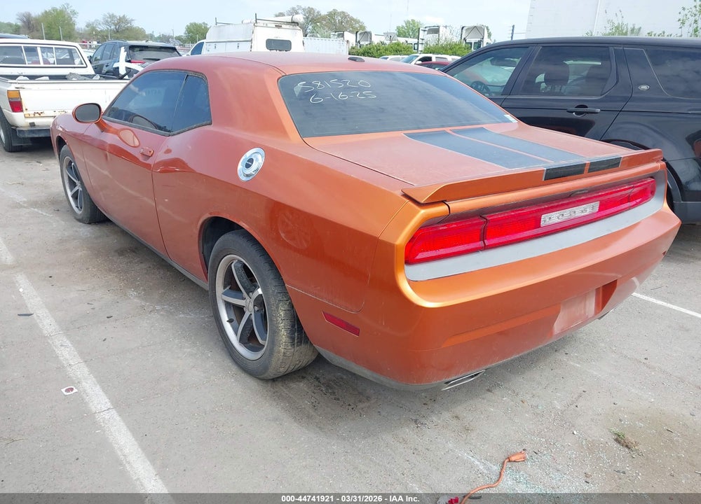 2011 DODGE CHALLENGER VIN: 2B3CJ4DG1BH581520