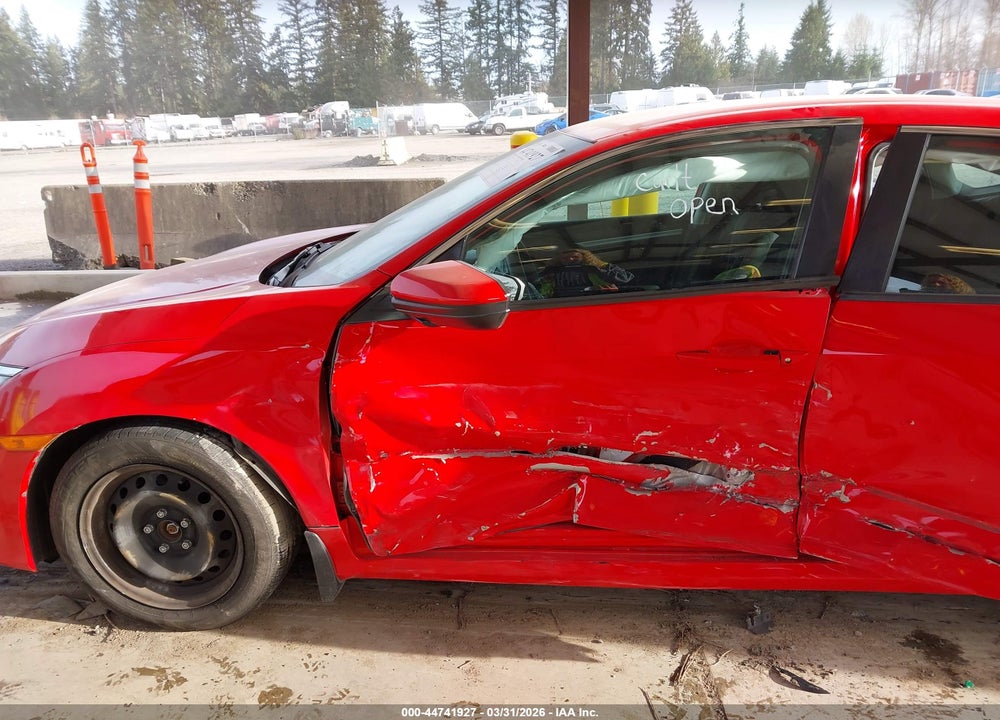 2018 HONDA CIVIC LX VIN: 2HGFC2F53JH552901