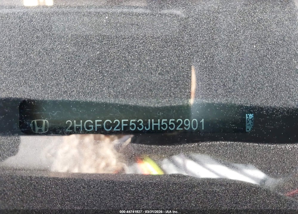 2018 HONDA CIVIC LX VIN: 2HGFC2F53JH552901