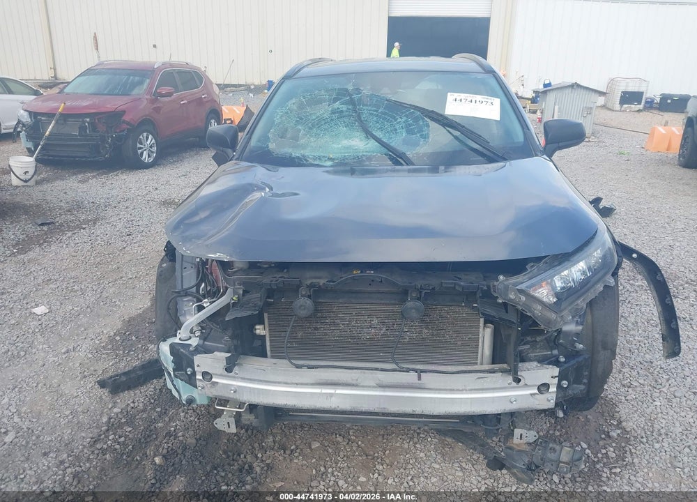 2019 TOYOTA RAV4 LE VIN: JTMH1RFV1KJ011884
