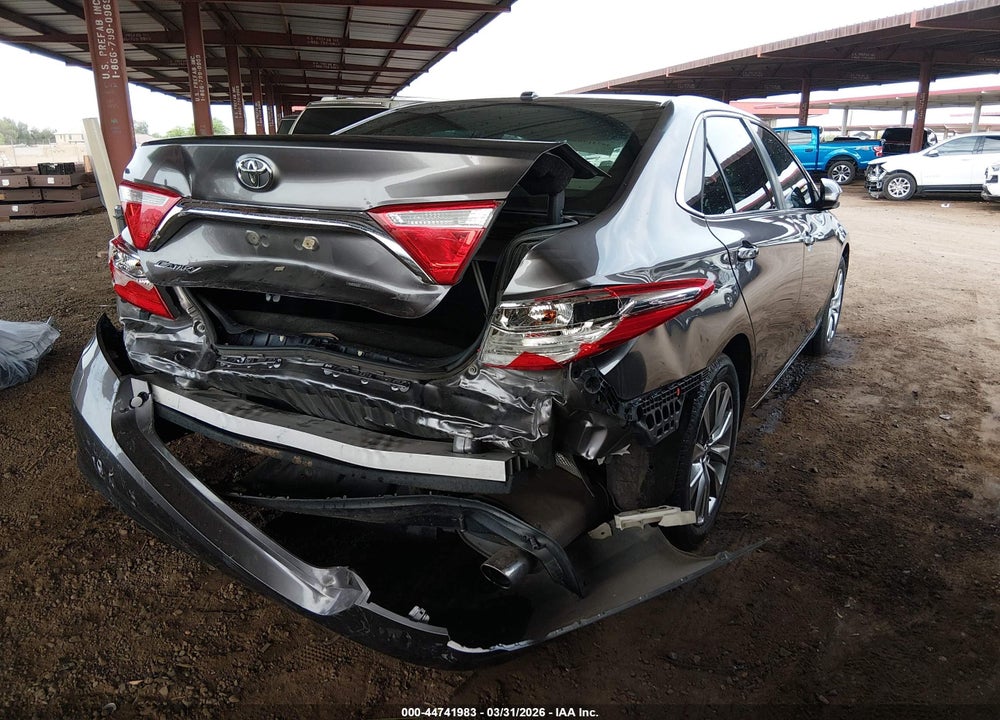 2016 TOYOTA CAMRY XLE VIN: 4T4BF1FK9GR538559