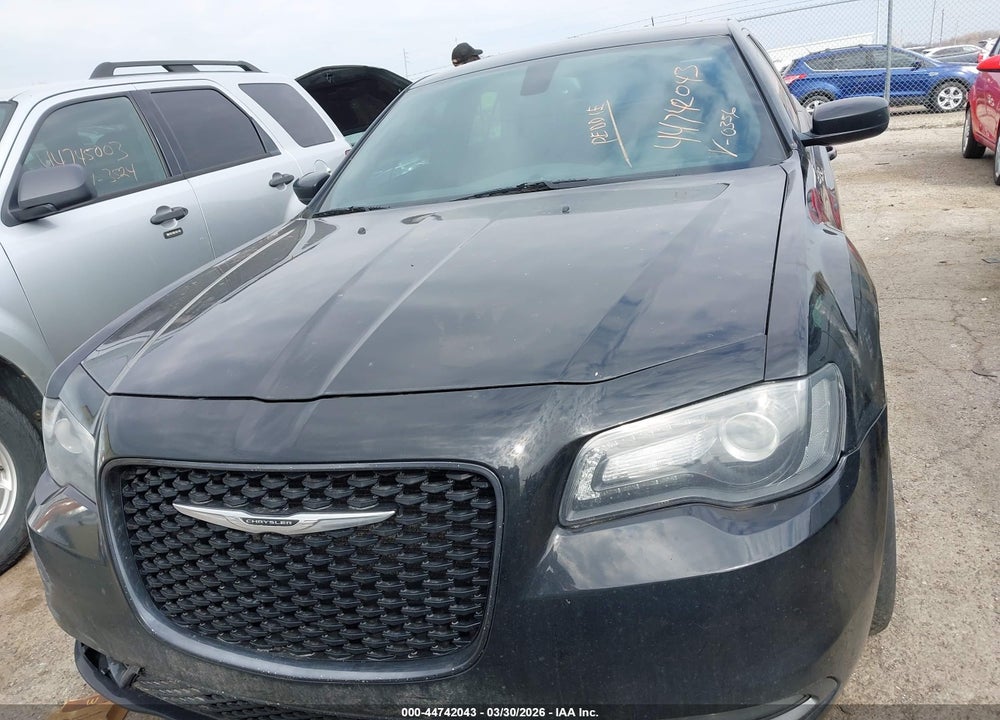 2015 CHRYSLER 300 300S VIN: 2C3CCAGG0FH860356