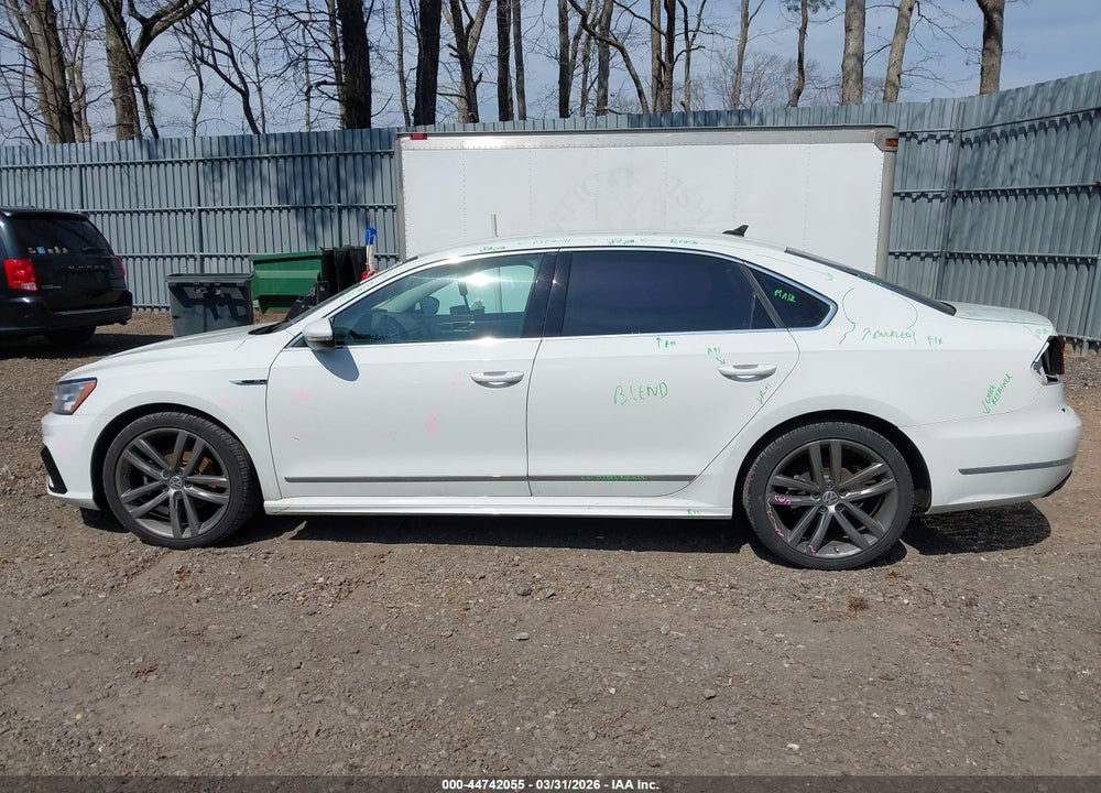 2017 VOLKSWAGEN PASSAT 1.8T R-LINE VIN: 1VWDT7A39HC065639