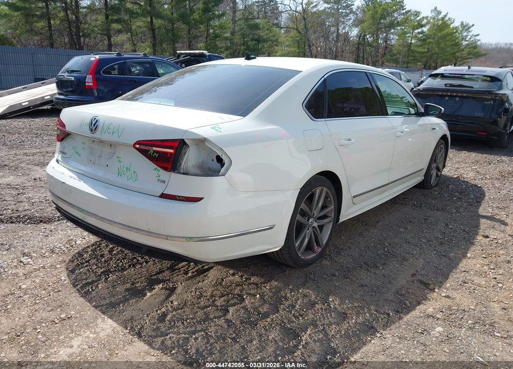 2017 VOLKSWAGEN PASSAT 1.8T R-LINE VIN: 1VWDT7A39HC065639