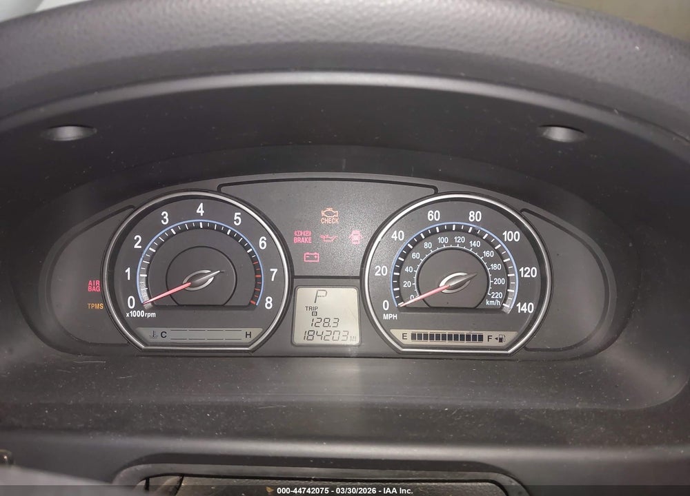 2007 KIA OPTIMA LX VIN: KNAGE123X75132755