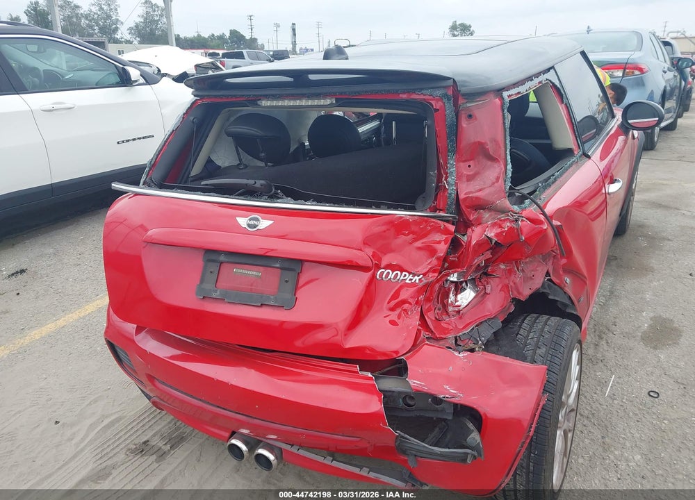 2012 MINI COOPER S VIN: WMWSV3C54CTY19838