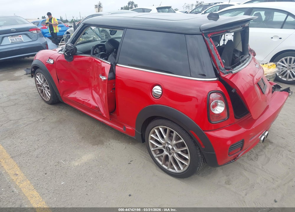 2012 MINI COOPER S VIN: WMWSV3C54CTY19838
