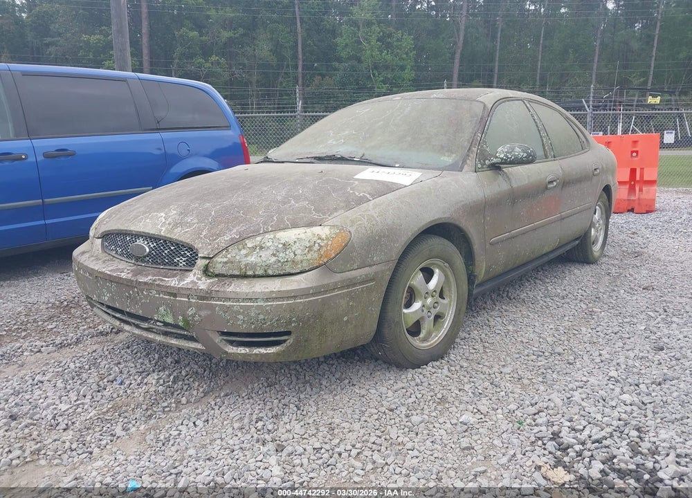 2005 FORD TAURUS SE VIN: 1FAFP53295A177704