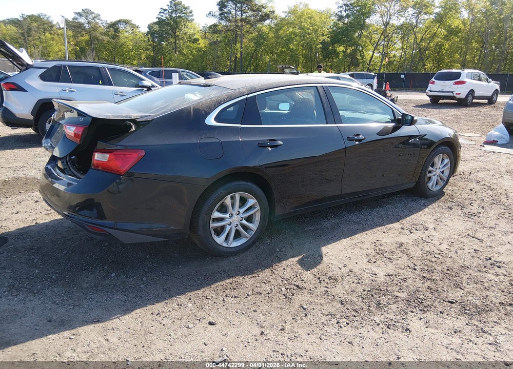 2018 CHEVROLET MALIBU LT VIN: 1G1ZD5STXJF126356