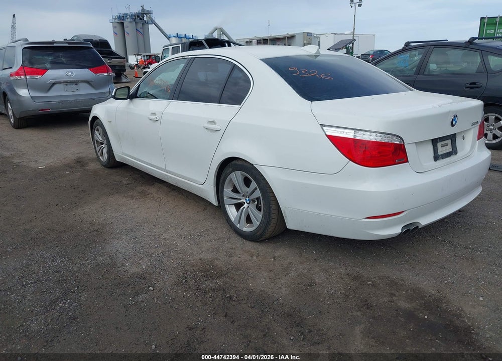 2010 BMW 528I VIN: WBANU5C50AC365984