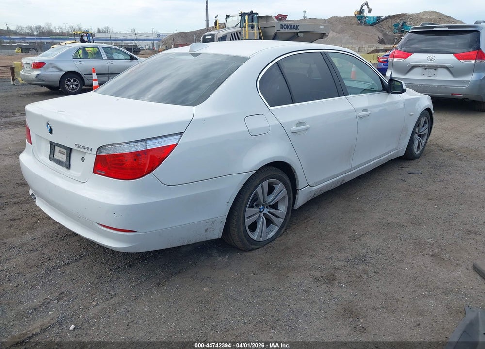 2010 BMW 528I VIN: WBANU5C50AC365984