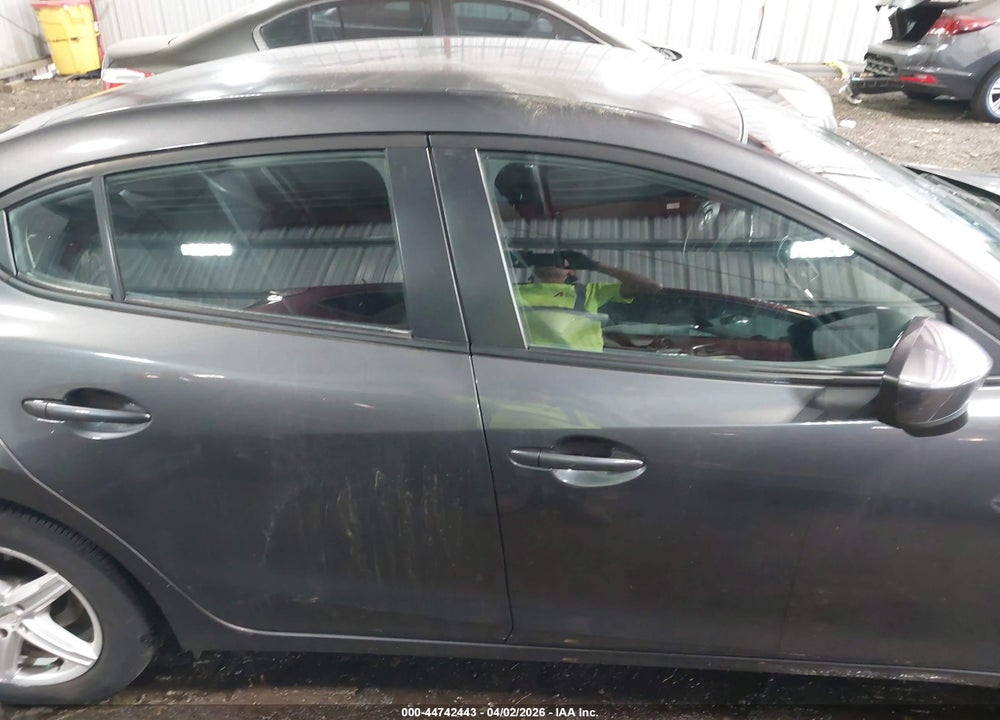 2014 MAZDA 3 I SPORT VIN: JM1BM1U7XE1144408