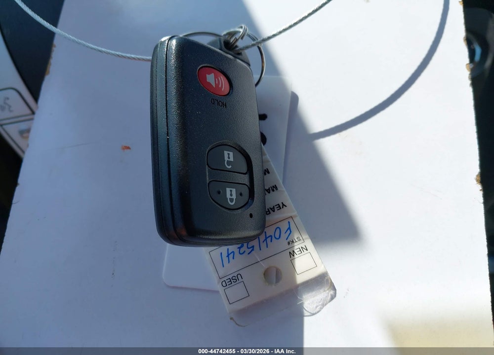 2015 TOYOTA PRIUS THREE VIN: JTDKN3DU0F0415241