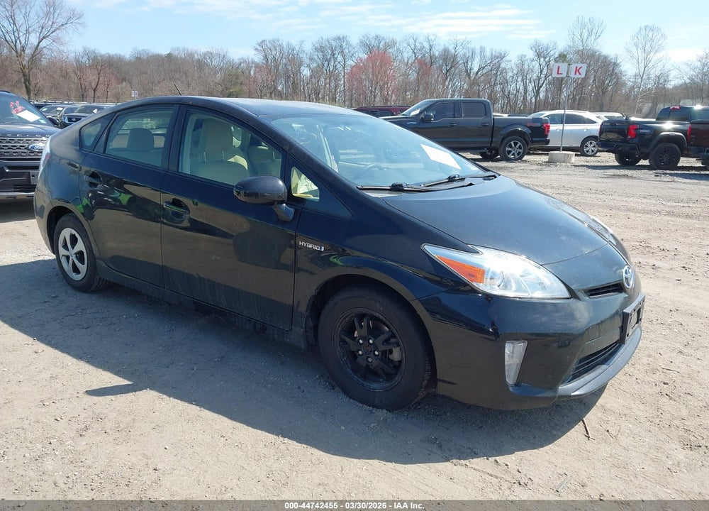 2015 TOYOTA PRIUS THREE VIN: JTDKN3DU0F0415241