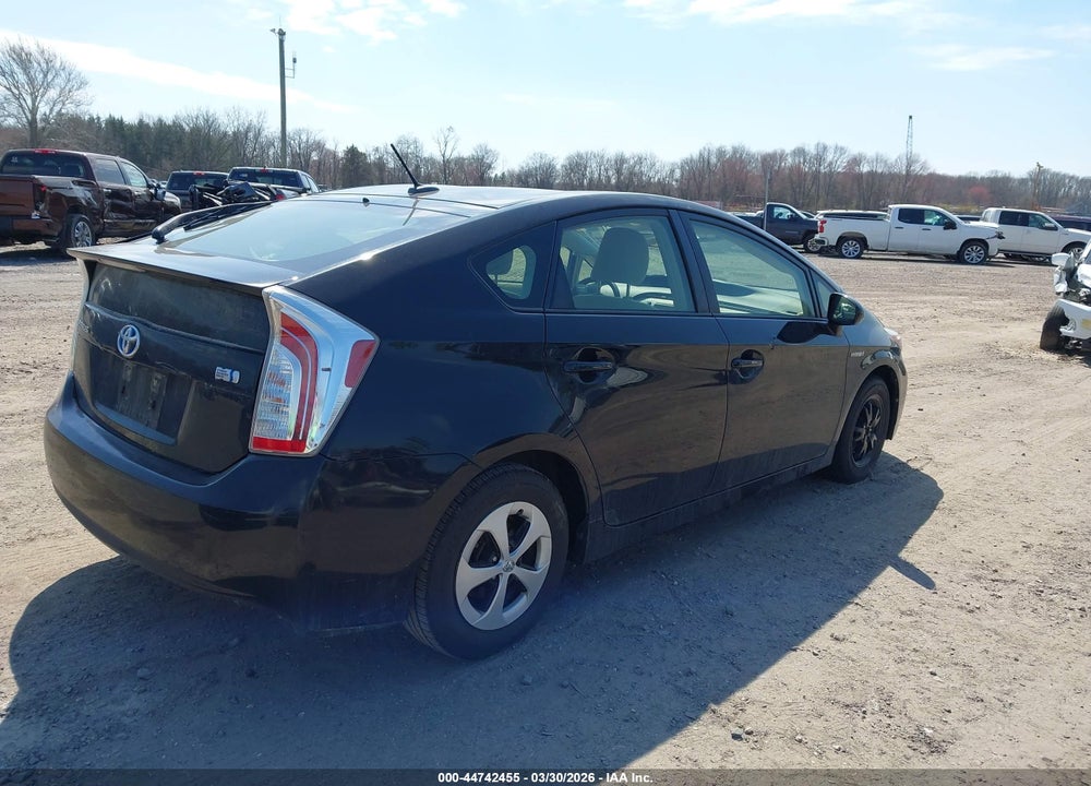 2015 TOYOTA PRIUS THREE VIN: JTDKN3DU0F0415241