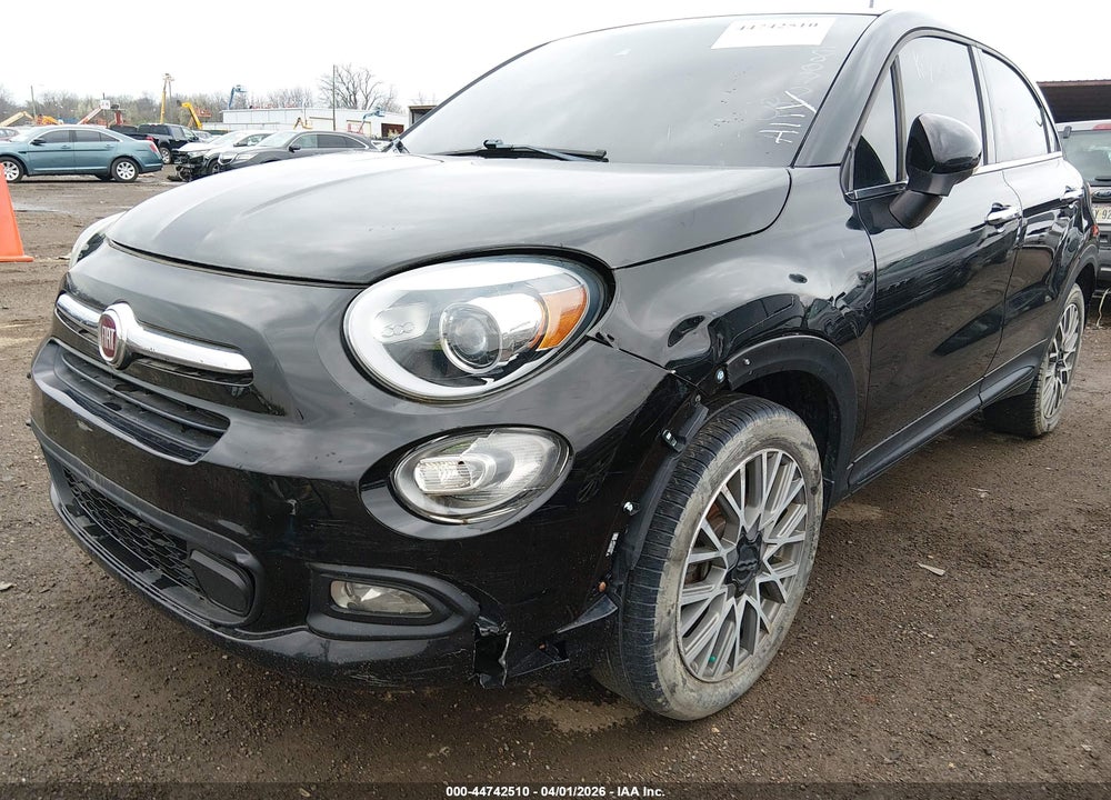 2017 FIAT 500X LOUNGE AWD VIN: ZFBCFYDB7HP568077