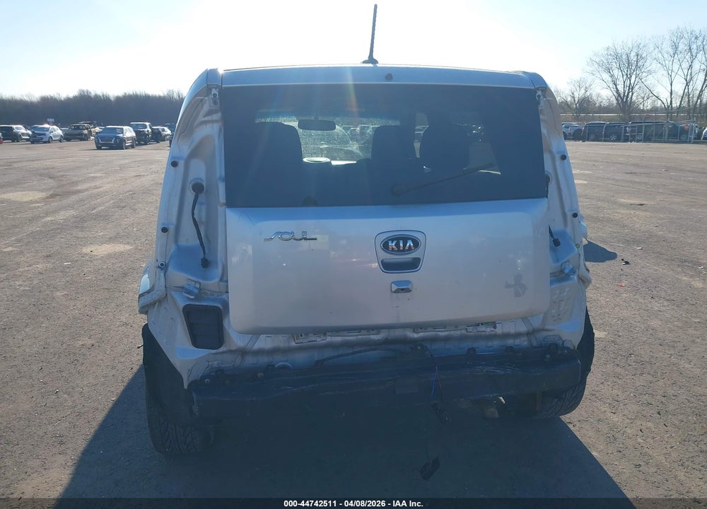 2012 KIA SOUL + VIN: KNDJT2A6XC7362858