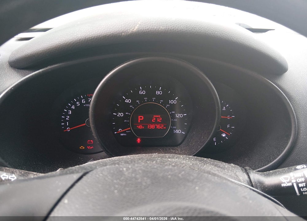 2016 KIA SOUL + VIN: KNDJP3A50G7388005