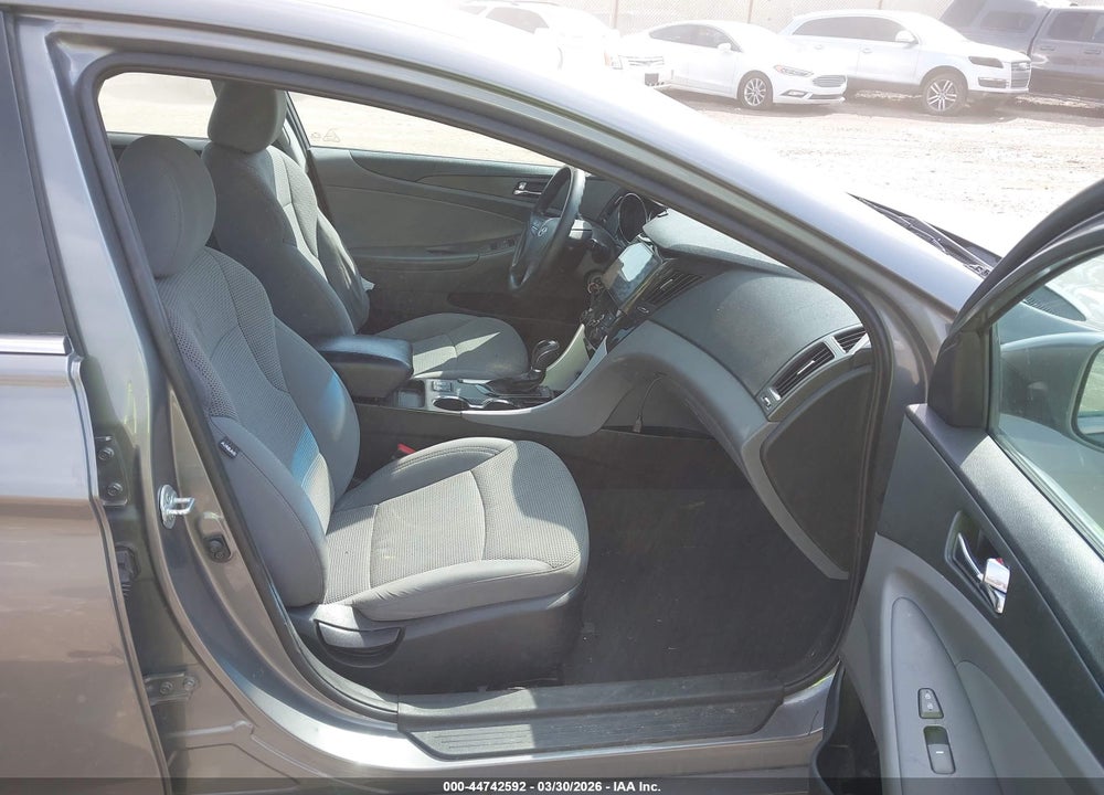 2013 HYUNDAI SONATA GLS VIN: 5NPEB4AC8DH785280