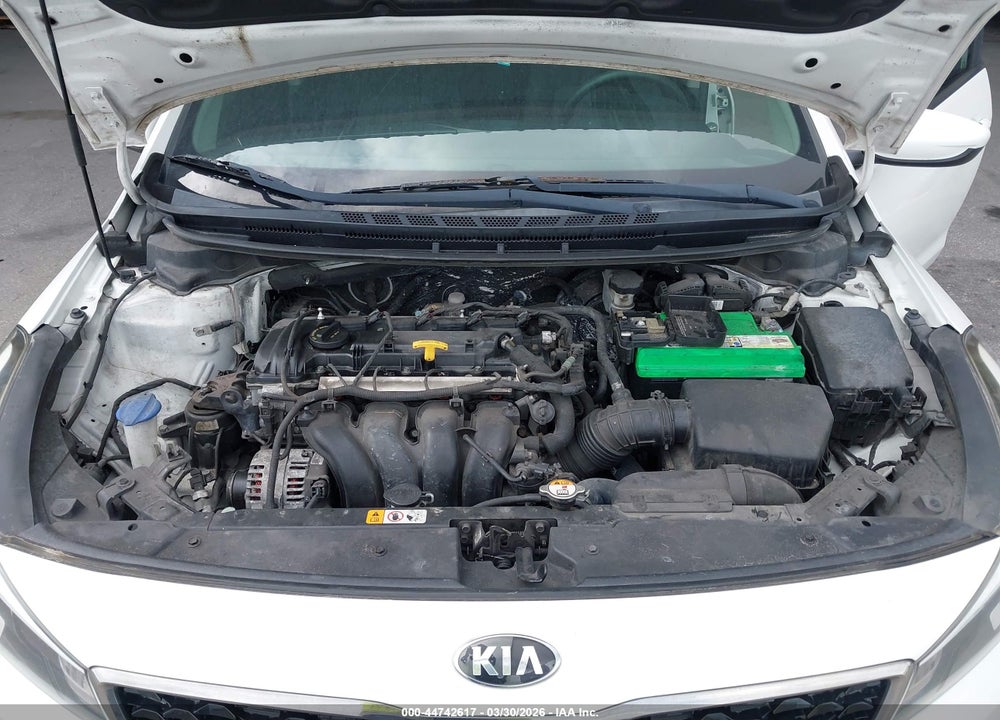 2017 KIA FORTE LX VIN: 3KPFL4A75HE132369