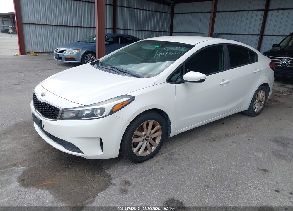 2017 KIA FORTE LX VIN: 3KPFL4A75HE132369