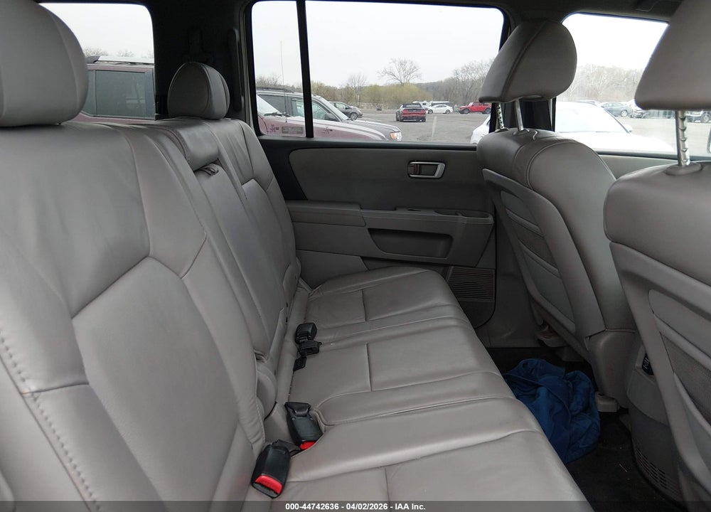 2009 HONDA PILOT EX-L VIN: 5FNYF48599B037913