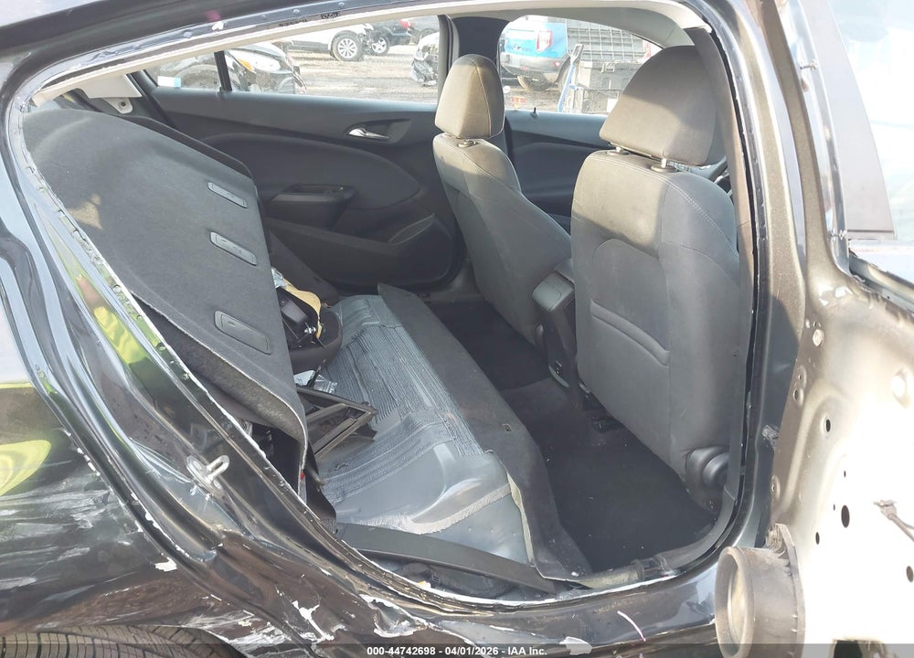 2018 CHEVROLET CRUZE LT AUTO VIN: 1G1BE5SM5J7230528