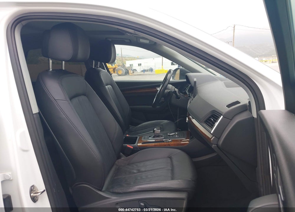 2018 AUDI Q5 2.0T PREMIUM/2.0T TECH PREMIUM VIN: WA1ANAFY9J2007957