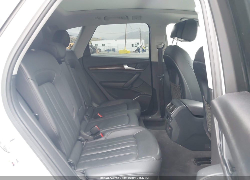 2018 AUDI Q5 2.0T PREMIUM/2.0T TECH PREMIUM VIN: WA1ANAFY9J2007957