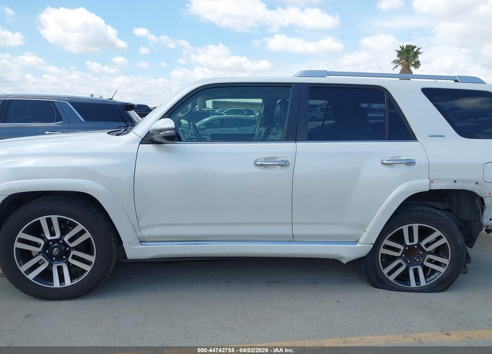 2014 TOYOTA 4RUNNER LIMITED VIN: JTEZU5JR8E5069059