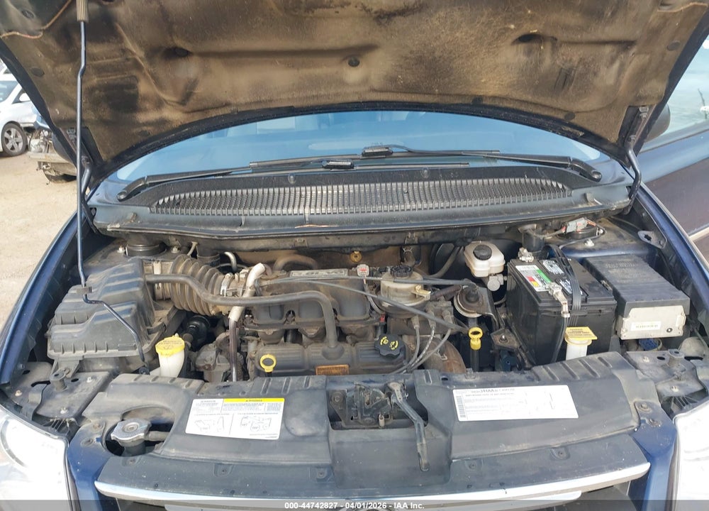 2005 CHRYSLER TOWN & COUNTRY TOURING VIN: 2C4GP54L85R479258