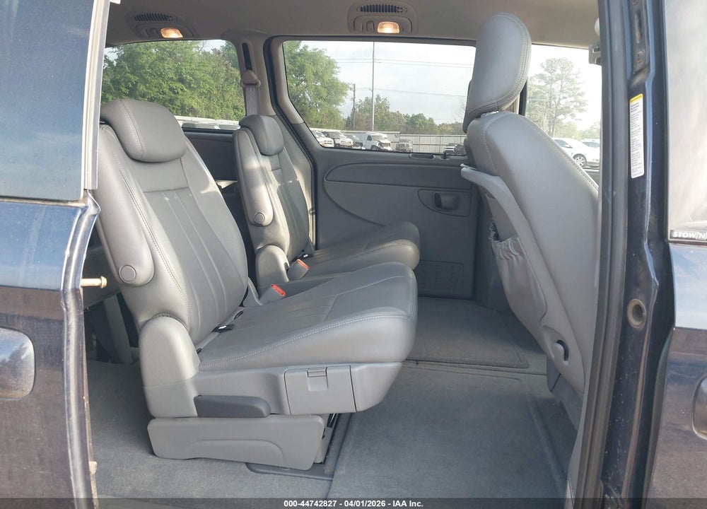 2005 CHRYSLER TOWN & COUNTRY TOURING VIN: 2C4GP54L85R479258