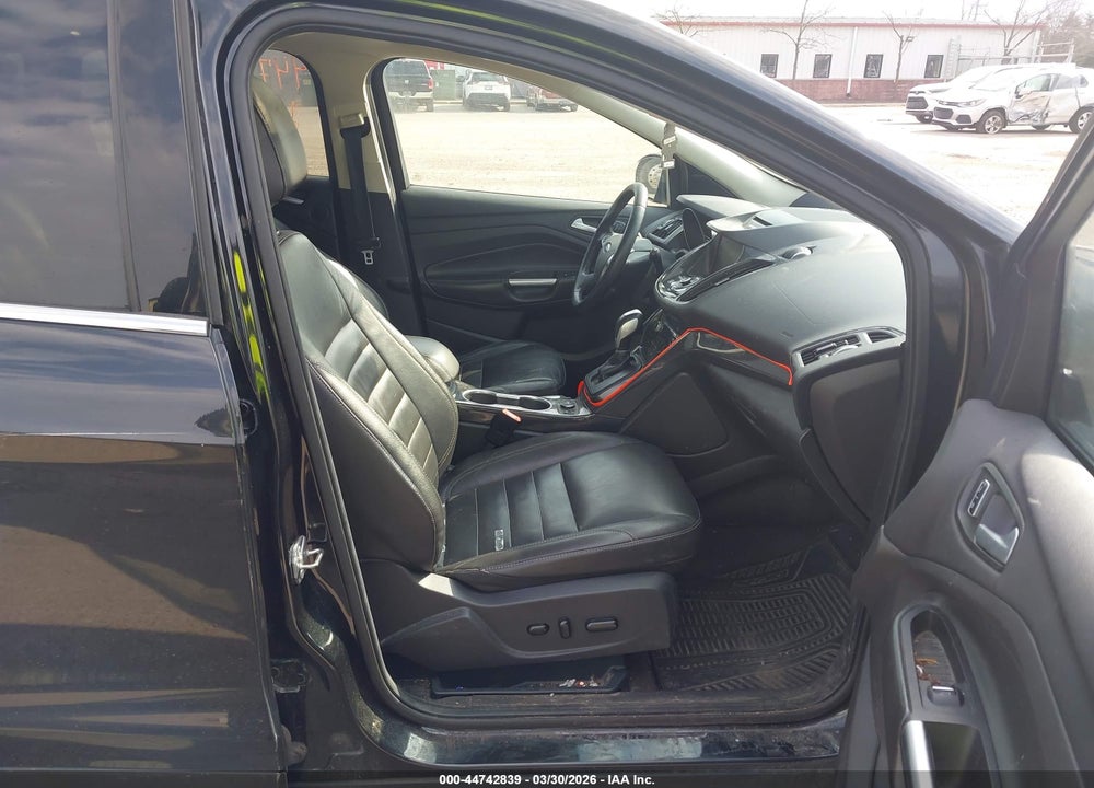 2015 FORD ESCAPE TITANIUM VIN: 1FMCU0J99FUB28684
