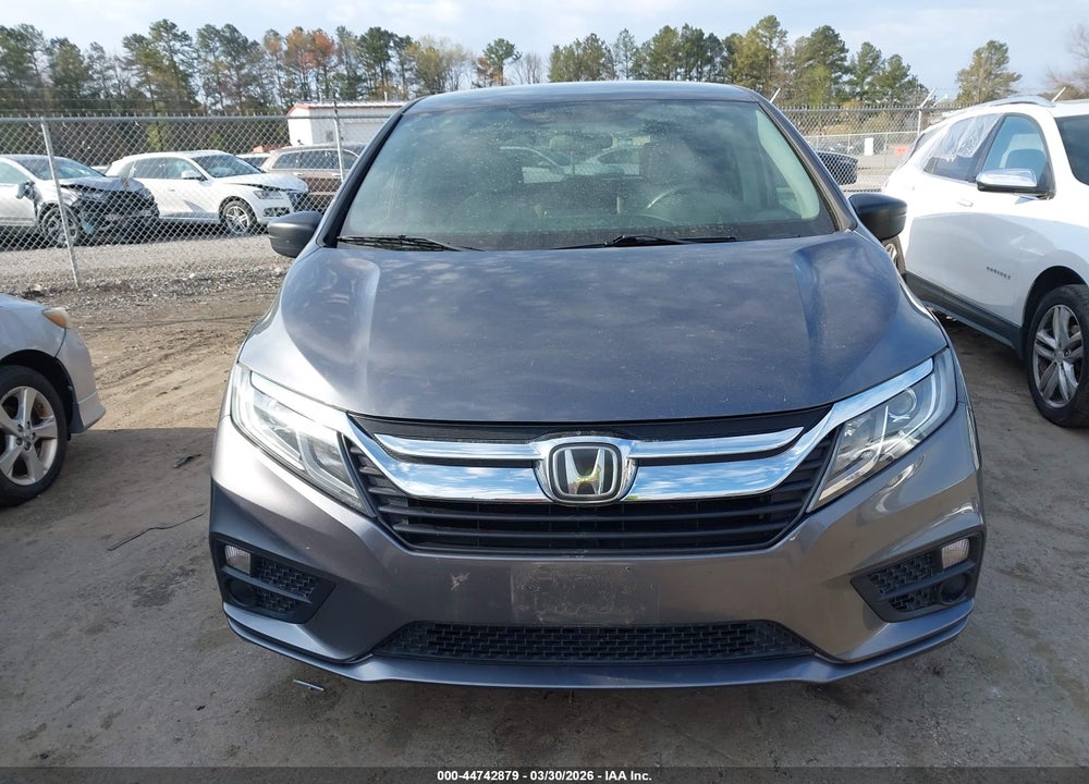 2018 HONDA ODYSSEY LX VIN: 5FNRL6H25JB013918