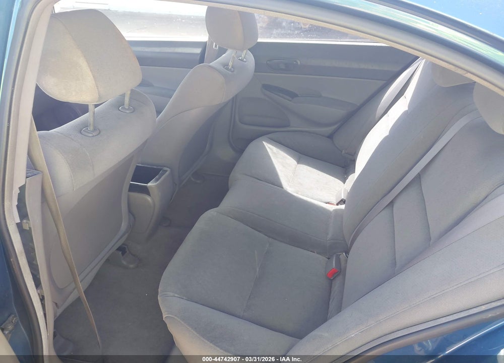 2011 HONDA CIVIC VP VIN: 19XFA1F37BE028600